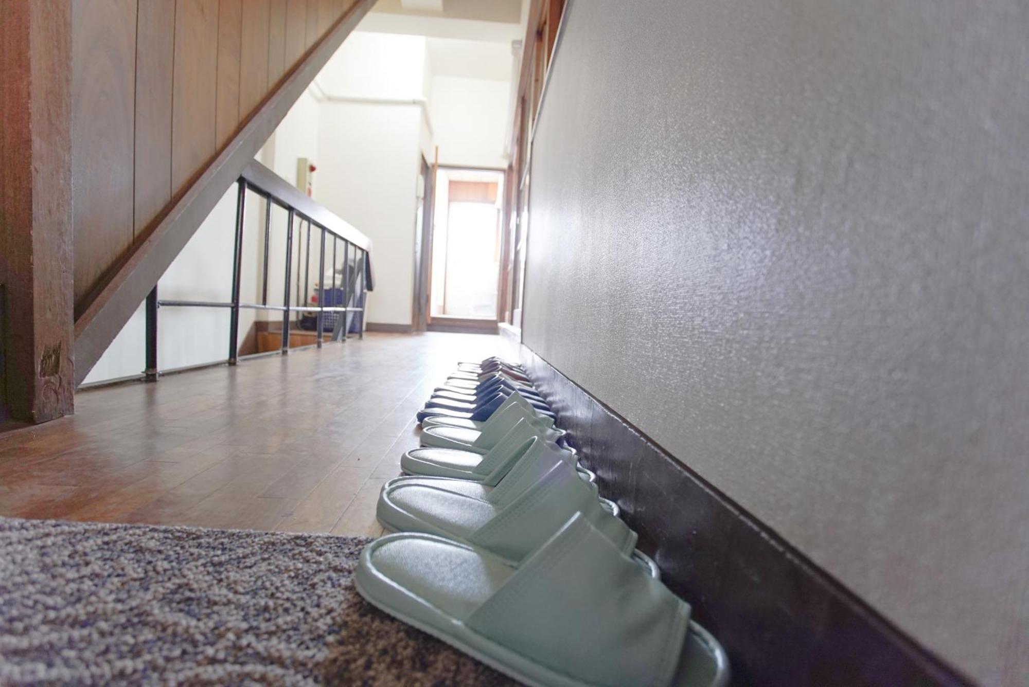 Yoshidoku Inn - Domome1 Осака Екстер'єр фото